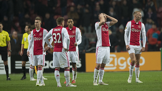 同场竞技的 同场竞技的